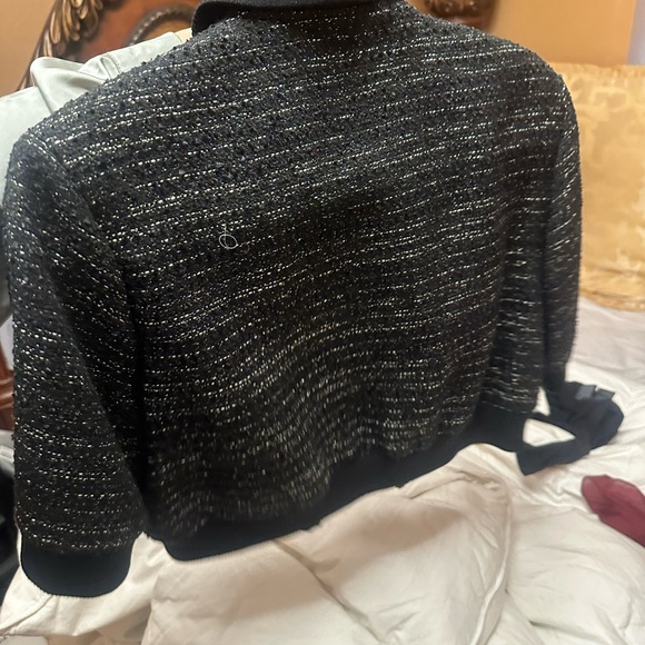 Cropped metallic tweed jacket and mini skirt - Picture 9 of 12